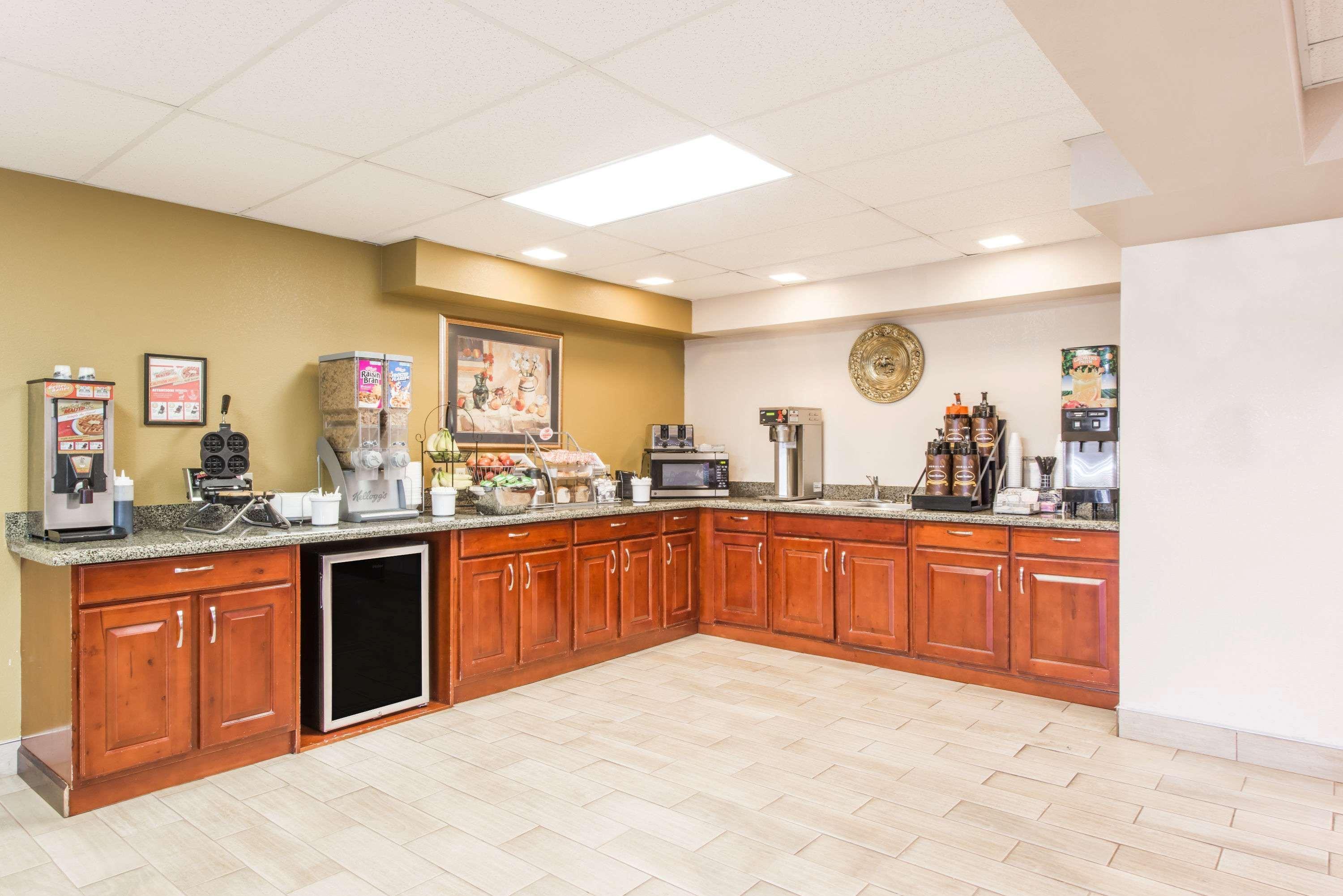 Super 8 By Wyndham Shepherdsville - Louisville South I65 Dış mekan fotoğraf